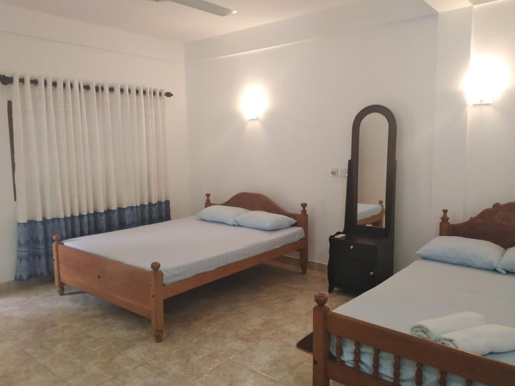 Emerald Guest House Kataragama Εξωτερικό φωτογραφία